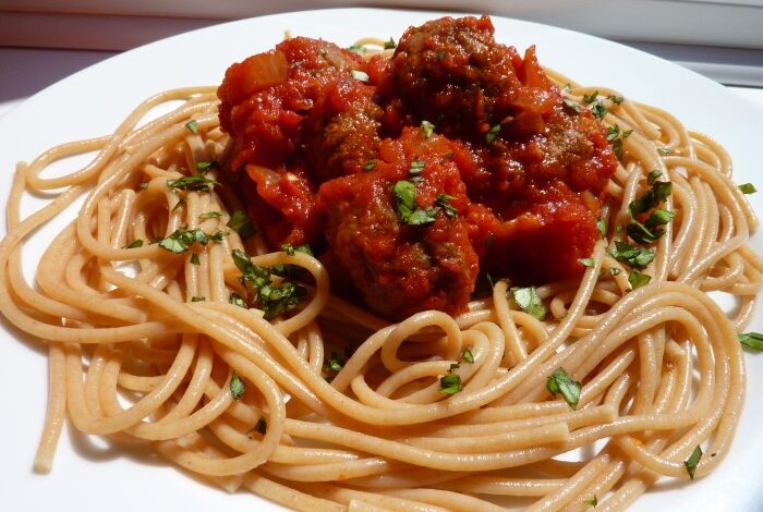 Vegetarian spaghetti and meatballs